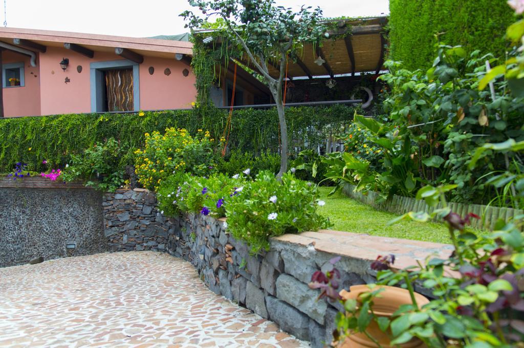 Bed and Breakfast Etma SantʼAlfio Exterior foto